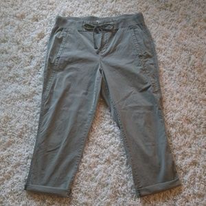 Maurices 11/12 Olive Green Cotton Crops Capris